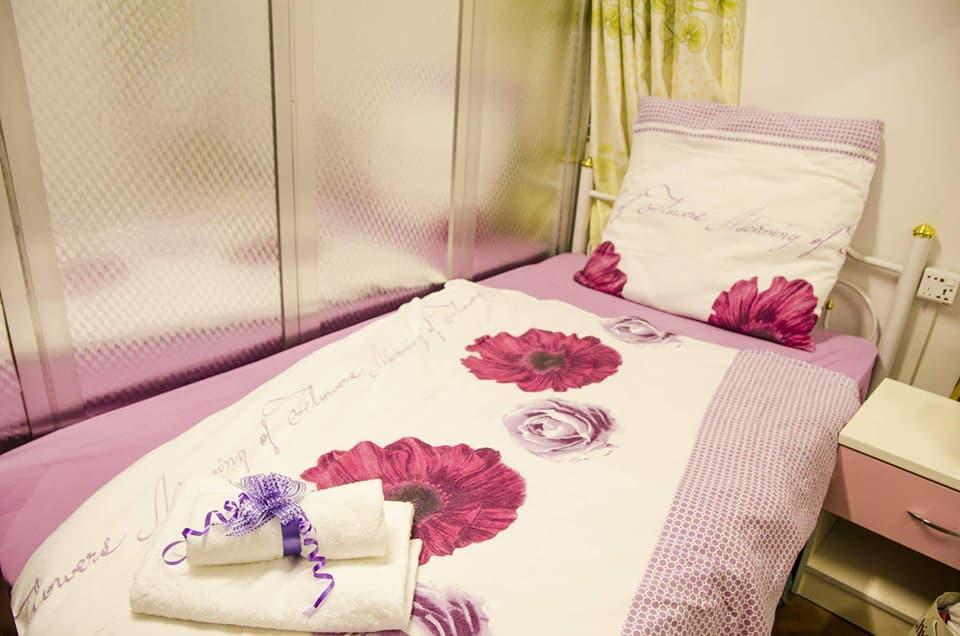 Adler Lady Hostel - Ladies Only Yangon Dış mekan fotoğraf